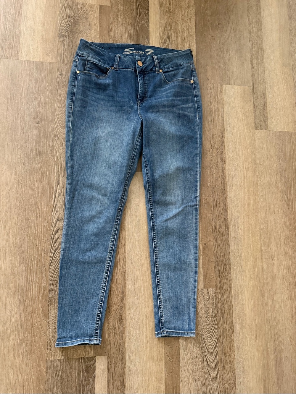 7 For All Mankind Skinny Mid-Rise Jeans - Blue Wash